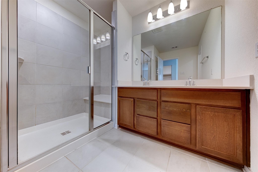 7218 Bakersfield Court - Photo 22