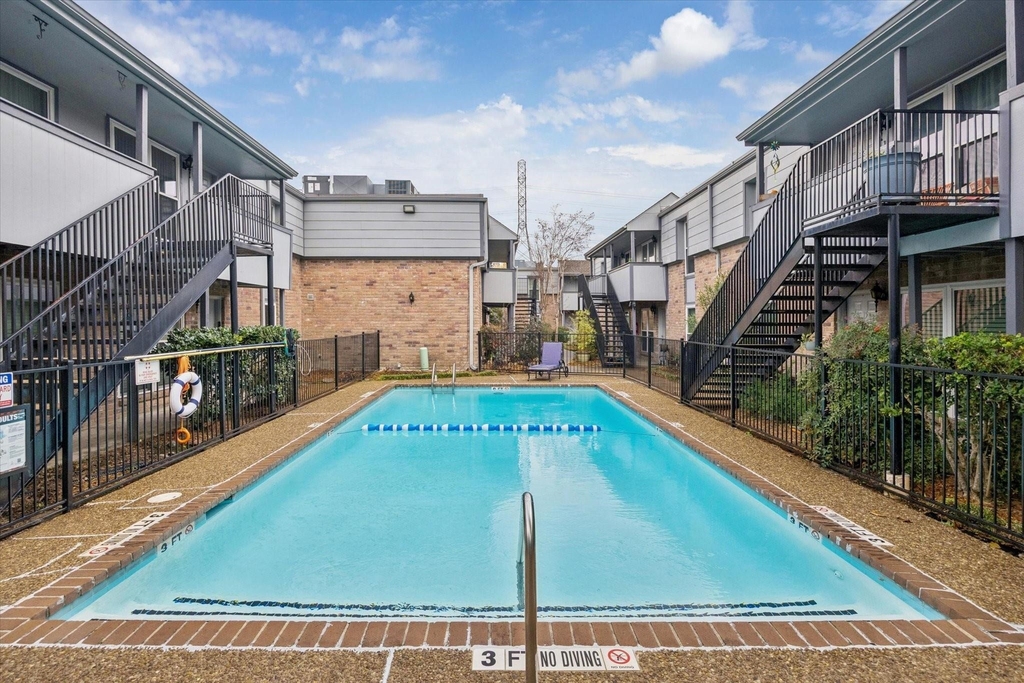 4450 Sherwood Lane - Photo 10