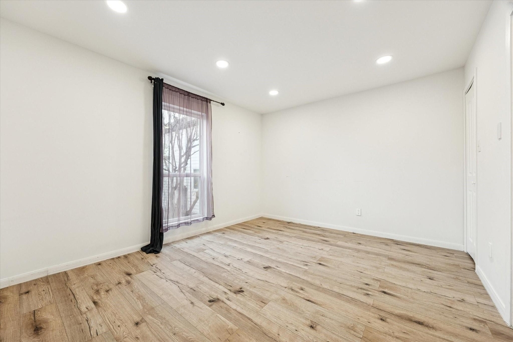 4450 Sherwood Lane - Photo 2