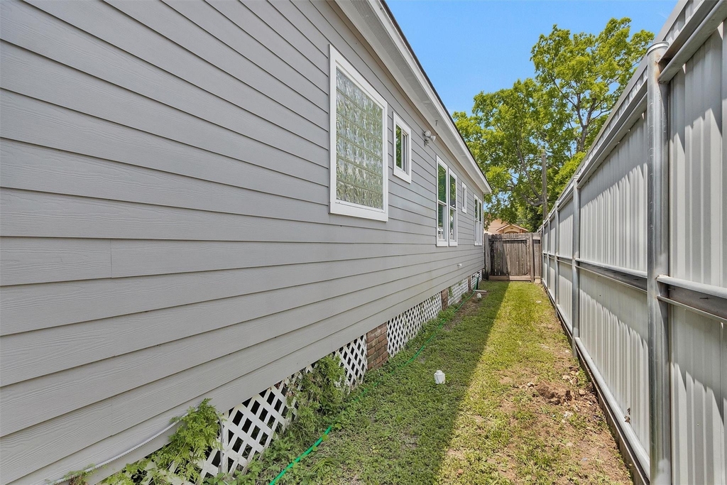 304 Vincent Street - Photo 31