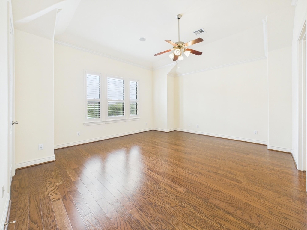 11025 Sherwood Grove - Photo 27