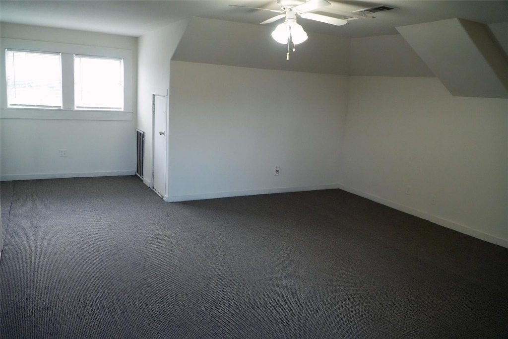 24206 Longenbaugh Road - Photo 23