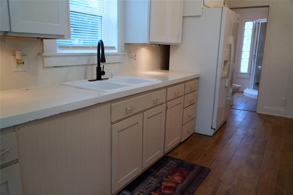24206 Longenbaugh Road - Photo 19