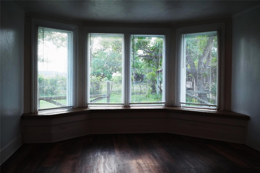 24206 Longenbaugh Road - Photo 9
