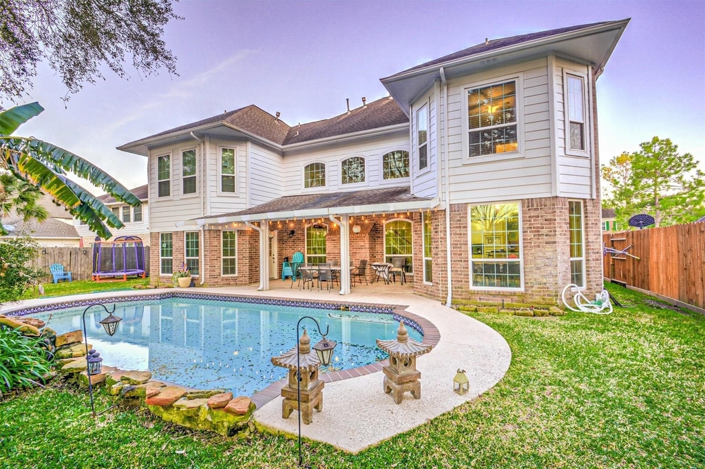 1914 Sand Hollow Lane - Photo 1
