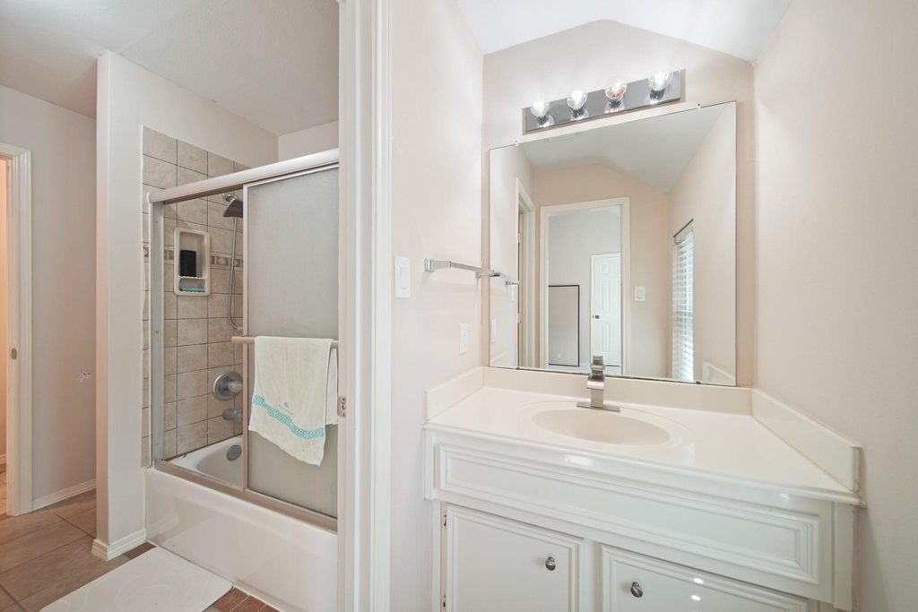 16322 Drystone Lane - Photo 22
