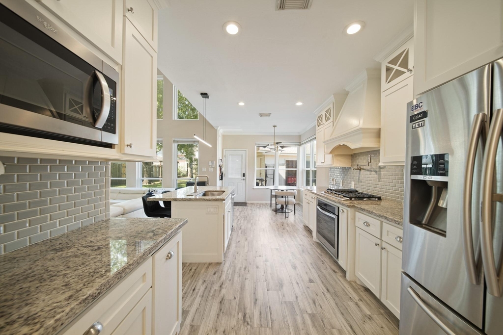 16322 Drystone Lane - Photo 19