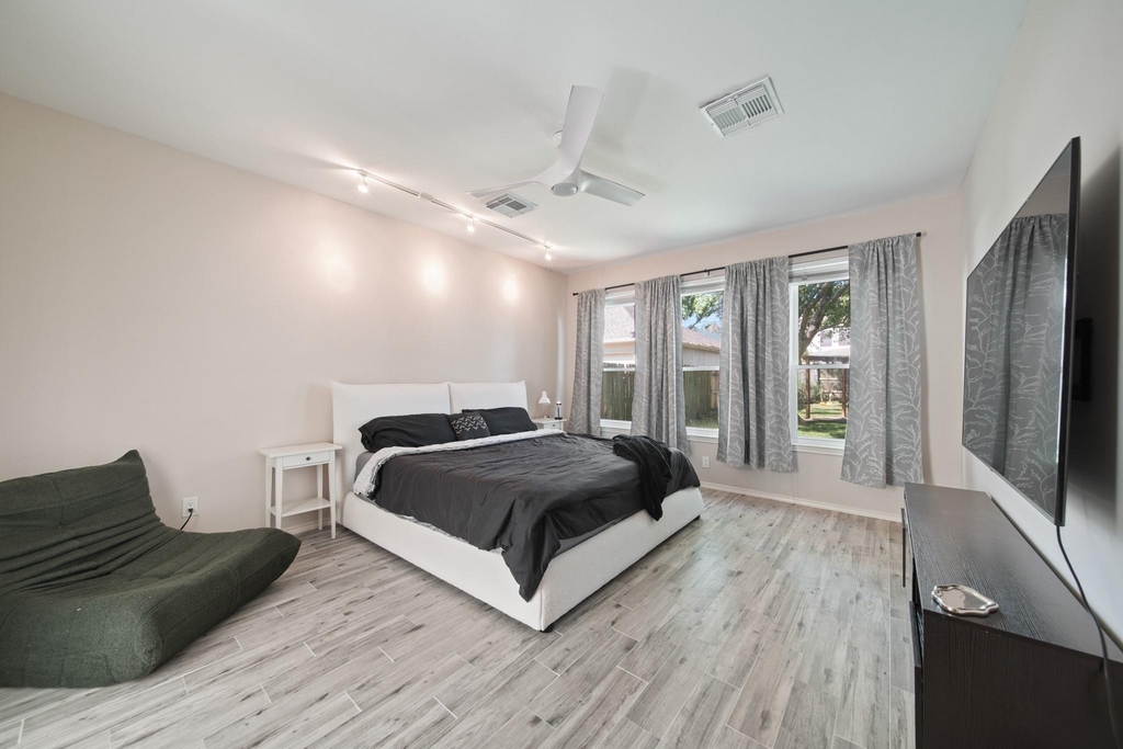 16322 Drystone Lane - Photo 9