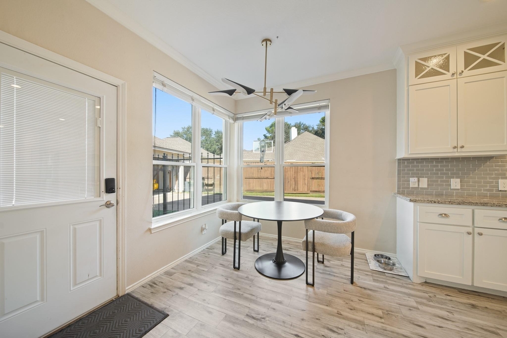 16322 Drystone Lane - Photo 17