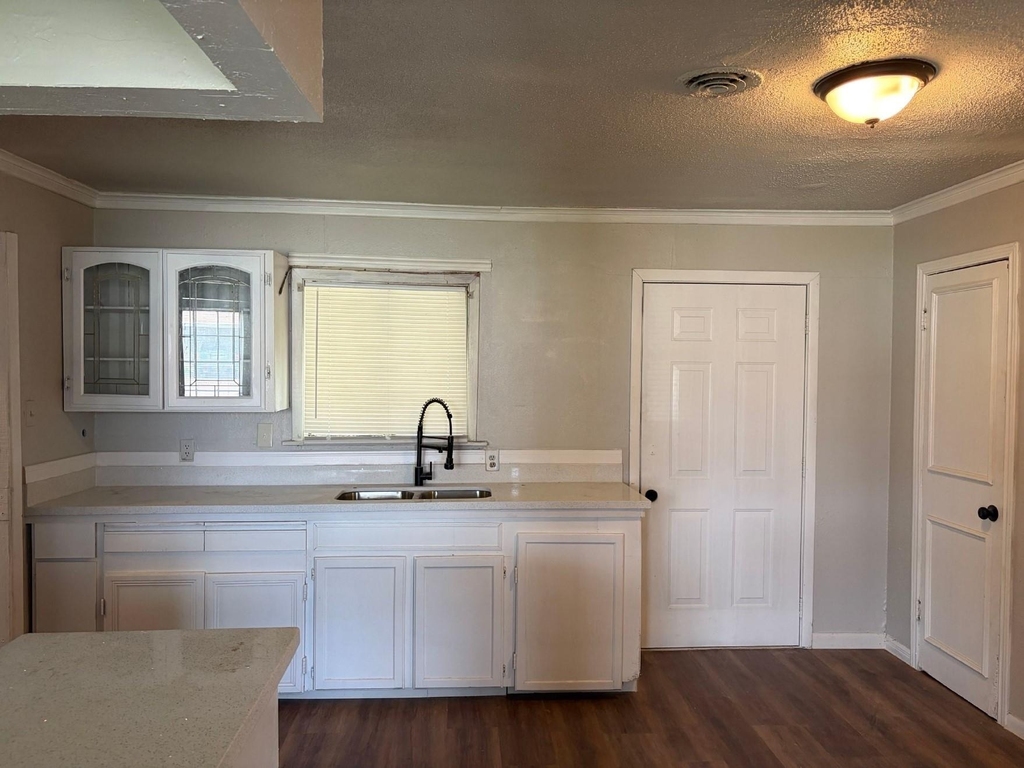 5530 Lakefield Drive - Photo 5