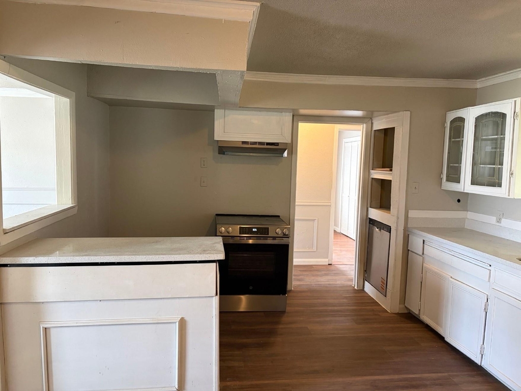 5530 Lakefield Drive - Photo 7