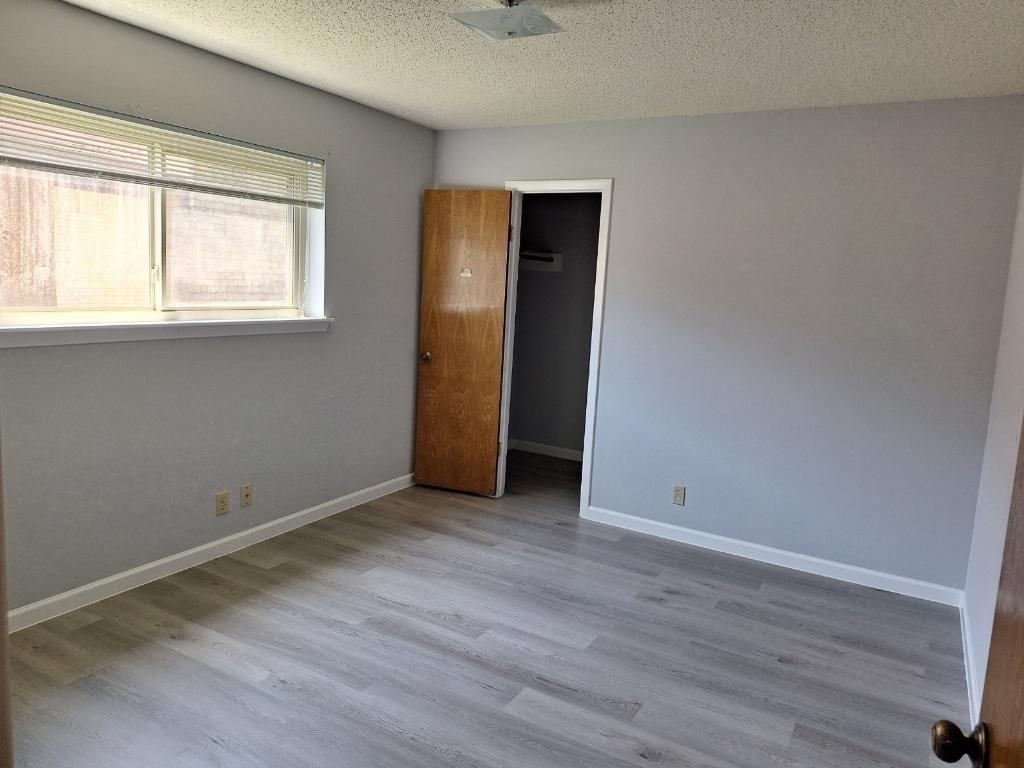 605 Noreda Street - Photo 8