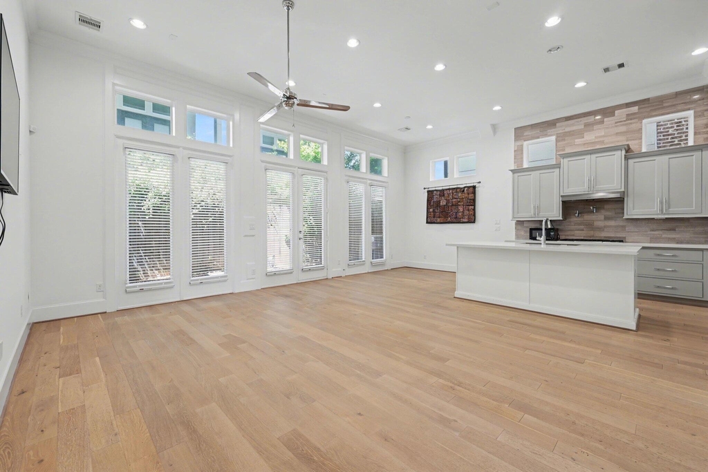 2713 Kinsley Oaks Drive - Photo 6