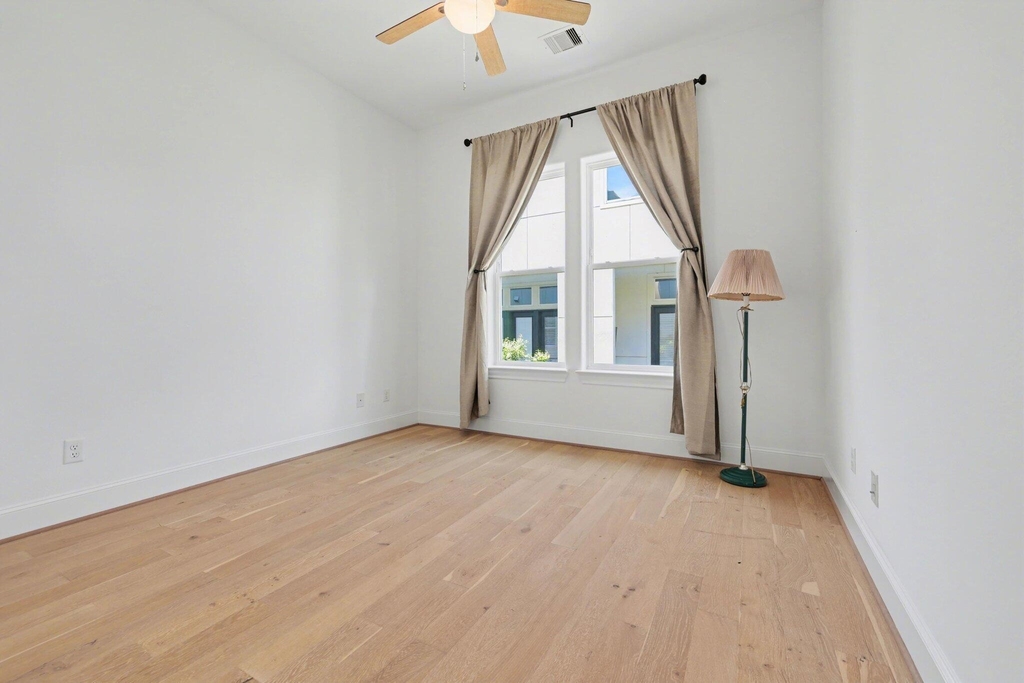 2713 Kinsley Oaks Drive - Photo 13