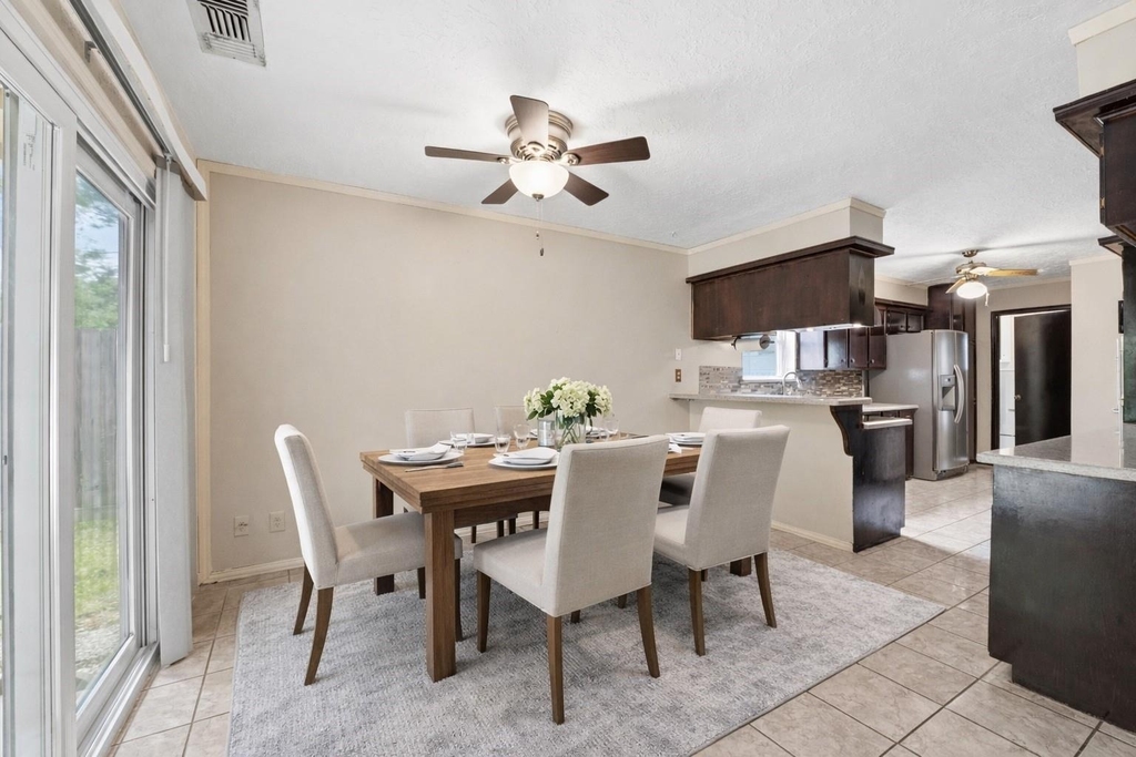 8115 Theisswood Road - Photo 12