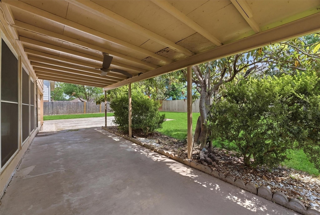 8115 Theisswood Road - Photo 27