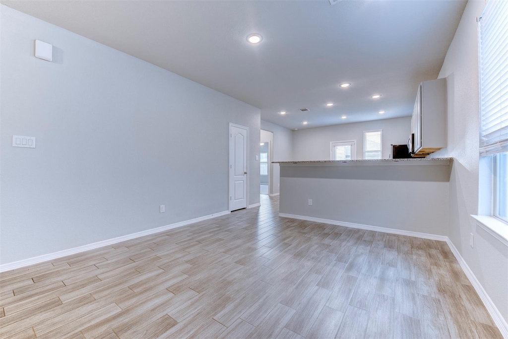 24803 Russet Bluff Trail - Photo 5