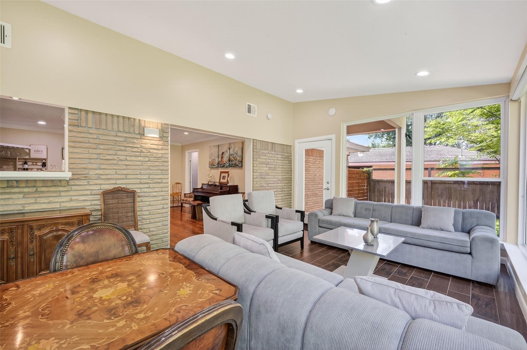 11230 Huggins Drive - Photo 22