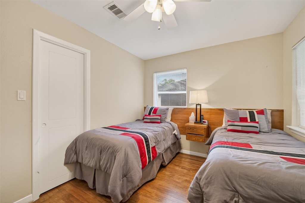 11230 Huggins Drive - Photo 39