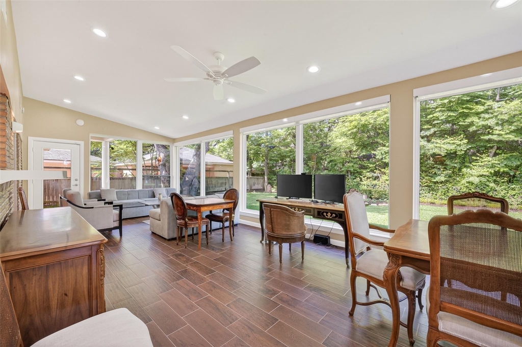 11230 Huggins Drive - Photo 23