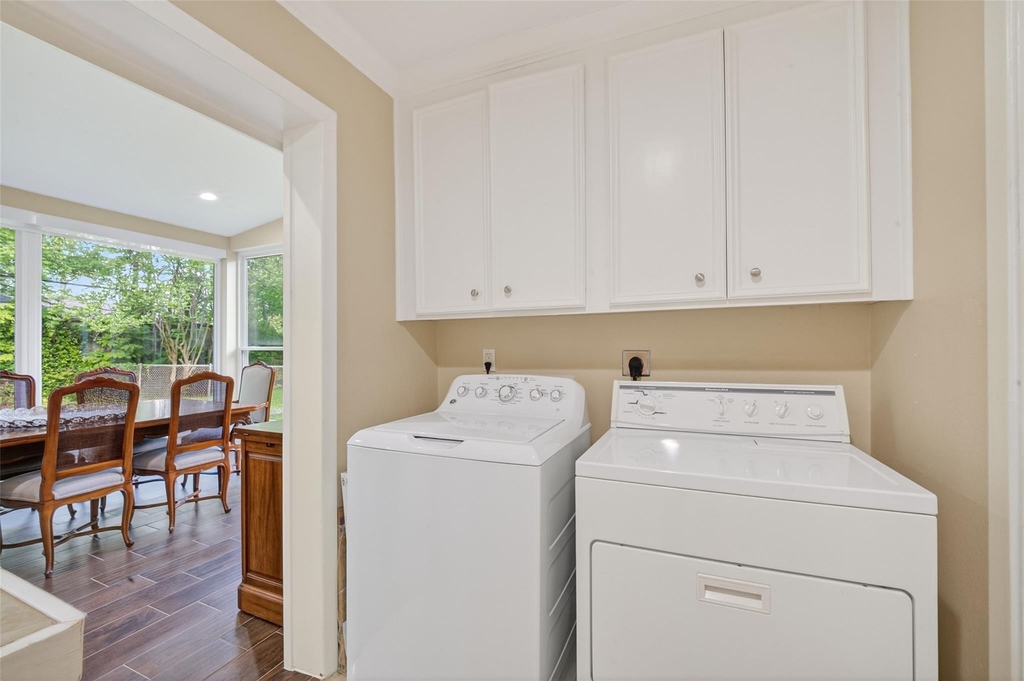 11230 Huggins Drive - Photo 11