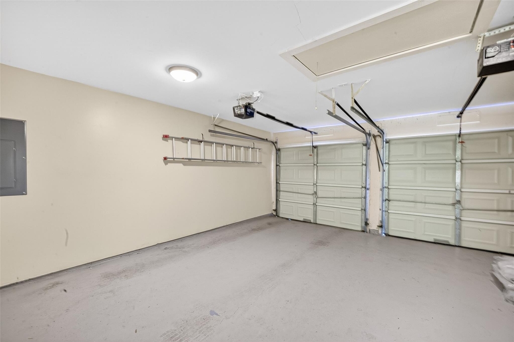 11230 Huggins Drive - Photo 41