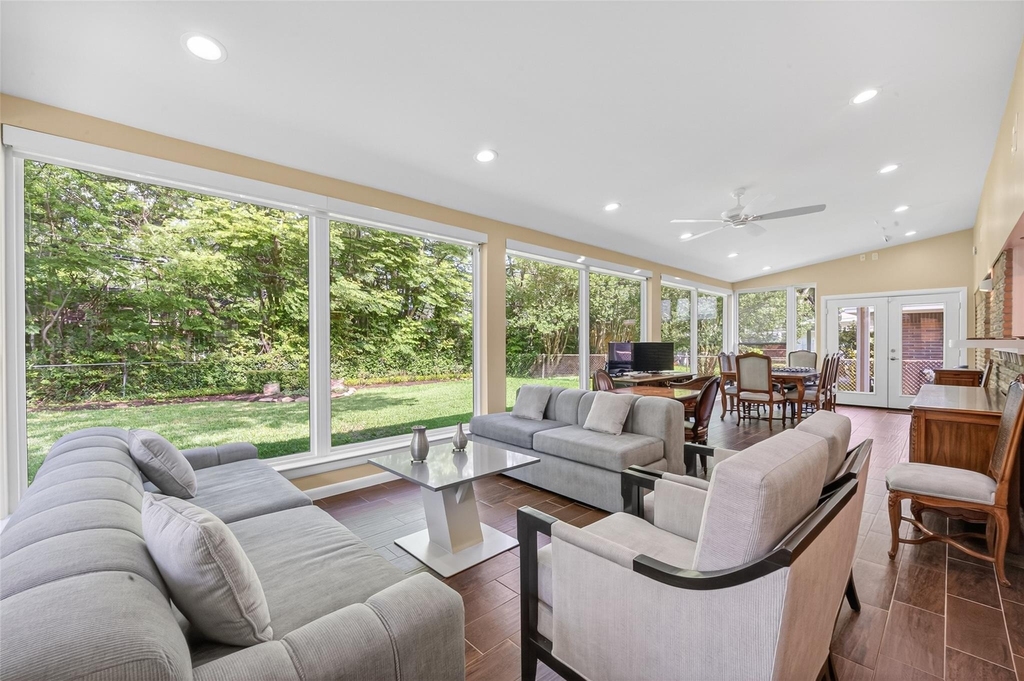 11230 Huggins Drive - Photo 20