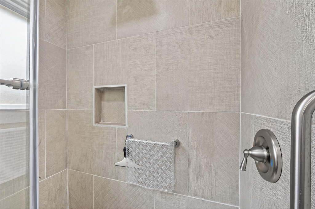 11230 Huggins Drive - Photo 38
