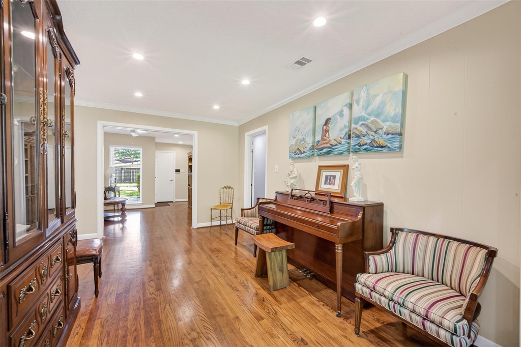 11230 Huggins Drive - Photo 17