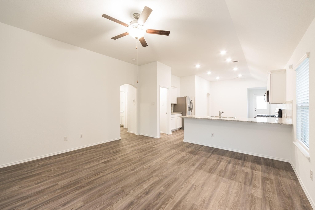 26026 Steele Flower Drive - Photo 4