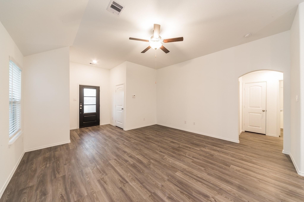 26026 Steele Flower Drive - Photo 5