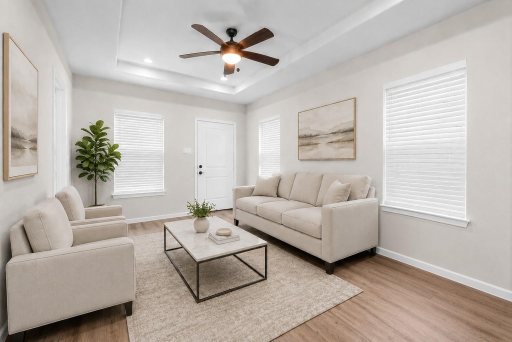8161 Tate Street - Photo 3