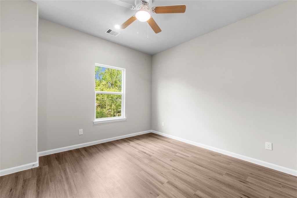 8161 Tate Street - Photo 11