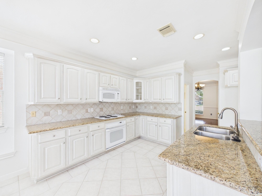 5407 Lake Place Drive - Photo 16