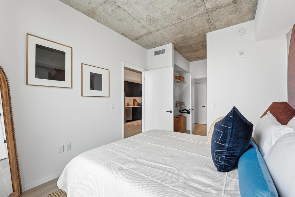 5501 La Branch Street - Photo 14