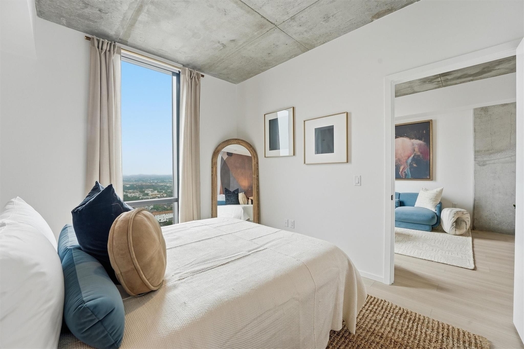 5501 La Branch Street - Photo 12