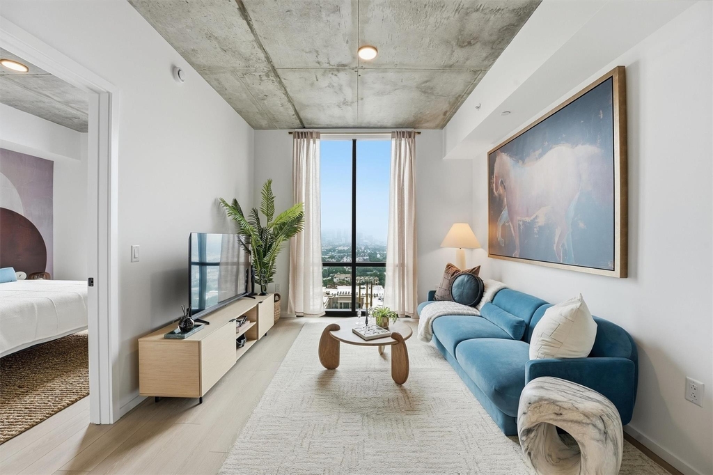 5501 La Branch Street - Photo 10