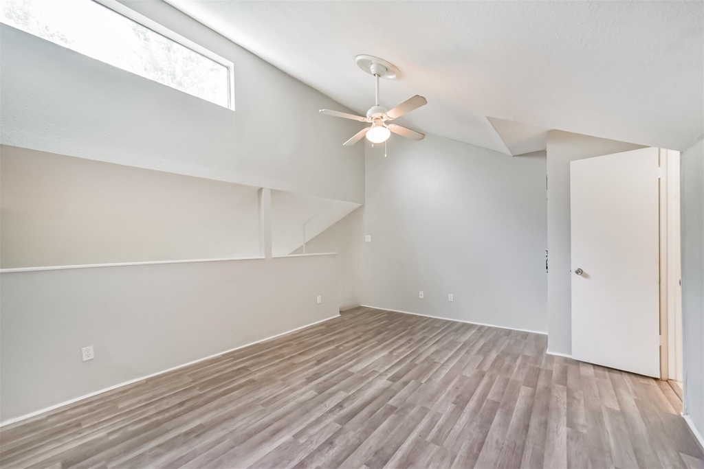 10811 Richmond Avenue - Photo 23