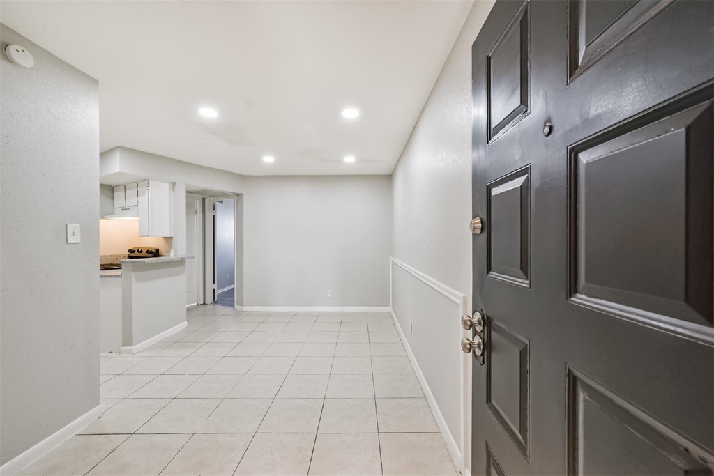 10811 Richmond Avenue - Photo 6