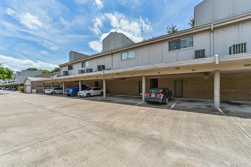 10811 Richmond Avenue - Photo 30
