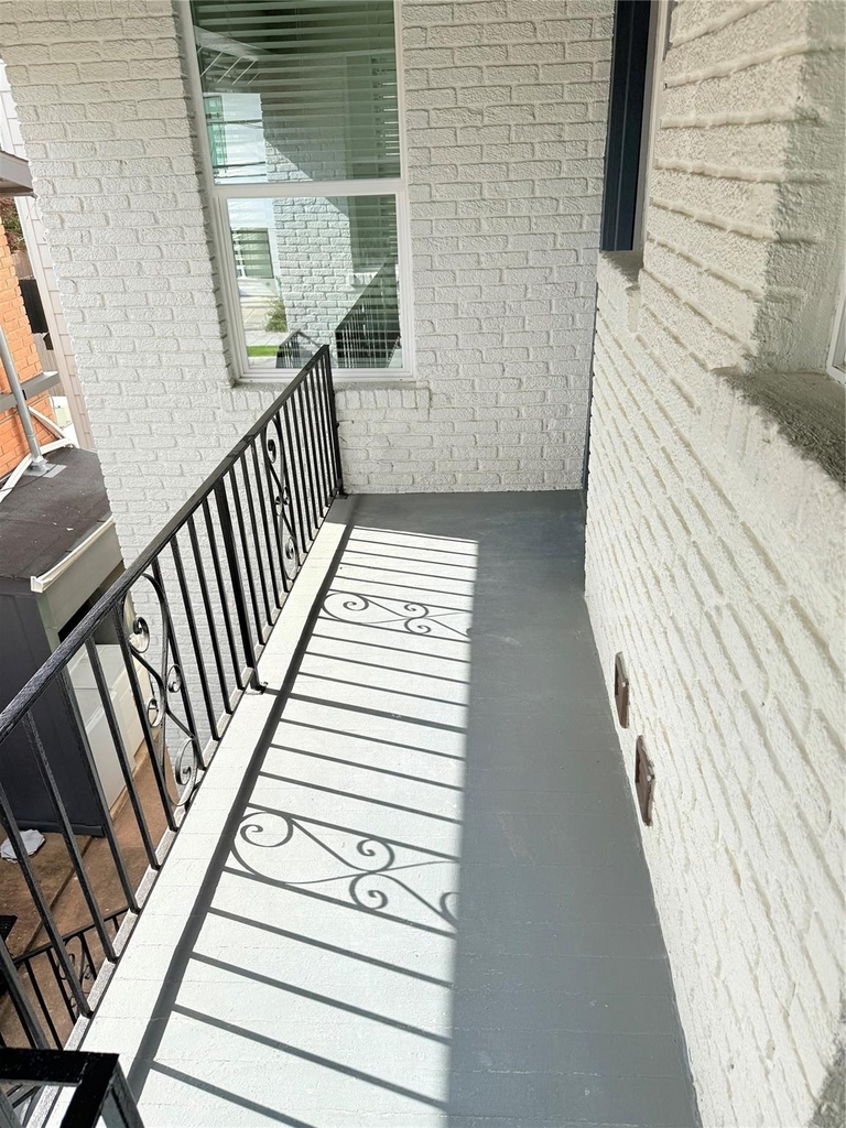 2001 Brun Street - Photo 12