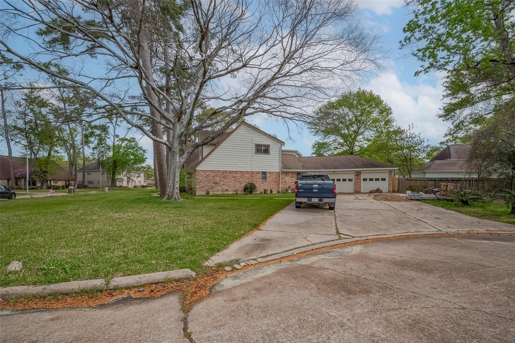 811 Loire Lane - Photo 42