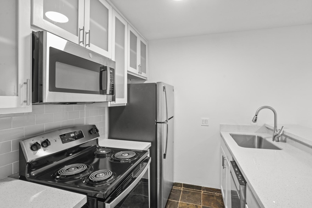 3602 Garrott Street Street - Photo 9