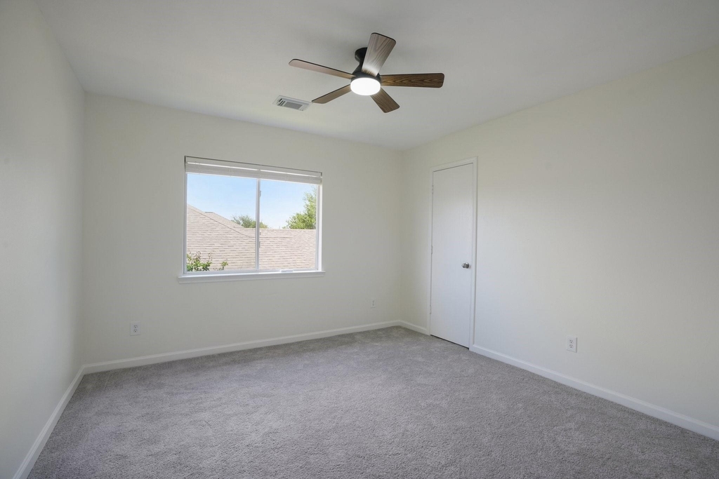 4419 Crossvine Avenue - Photo 23