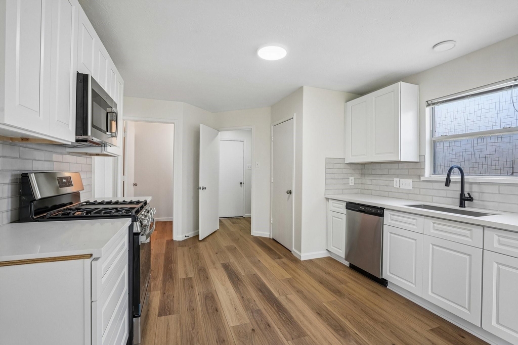 4419 Crossvine Avenue - Photo 8