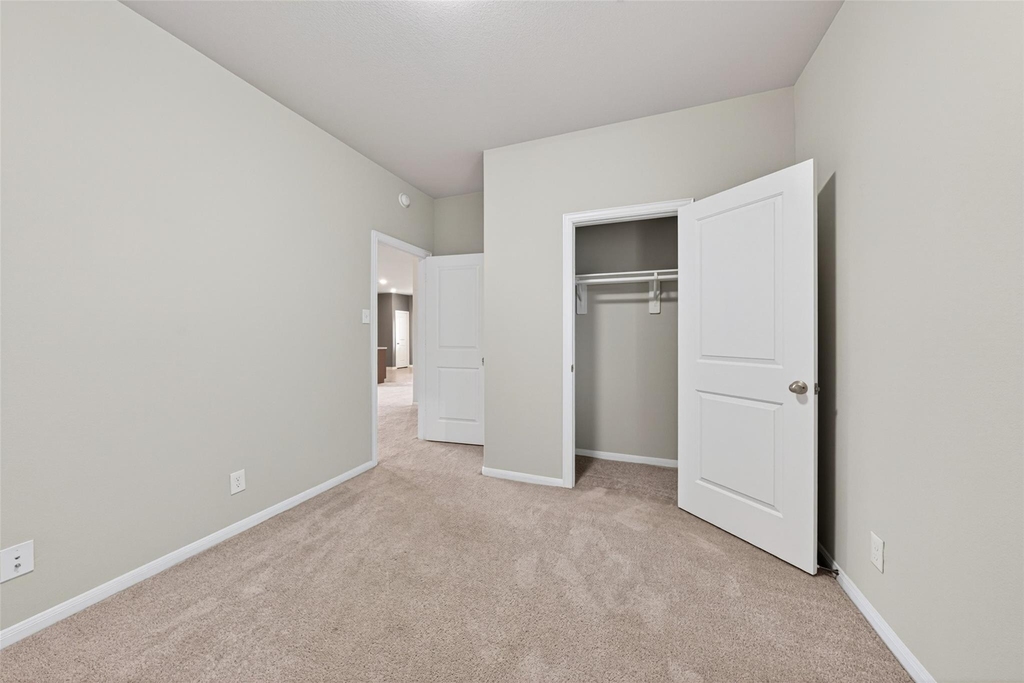 2429 Abbot Brook Drive - Photo 27