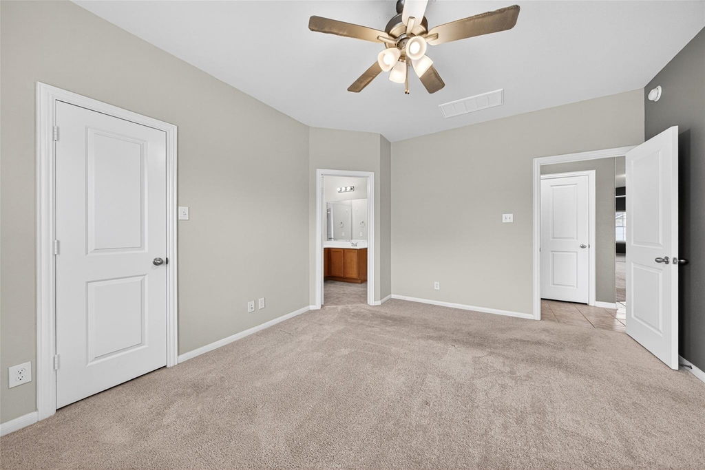 2429 Abbot Brook Drive - Photo 20