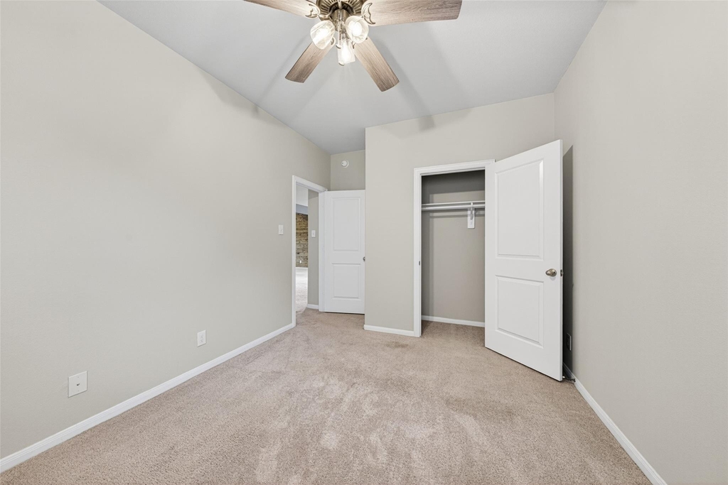 2429 Abbot Brook Drive - Photo 30