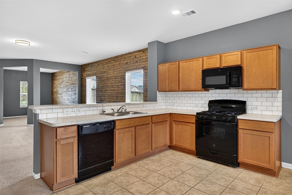 2429 Abbot Brook Drive - Photo 19