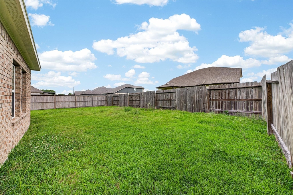 2429 Abbot Brook Drive - Photo 36